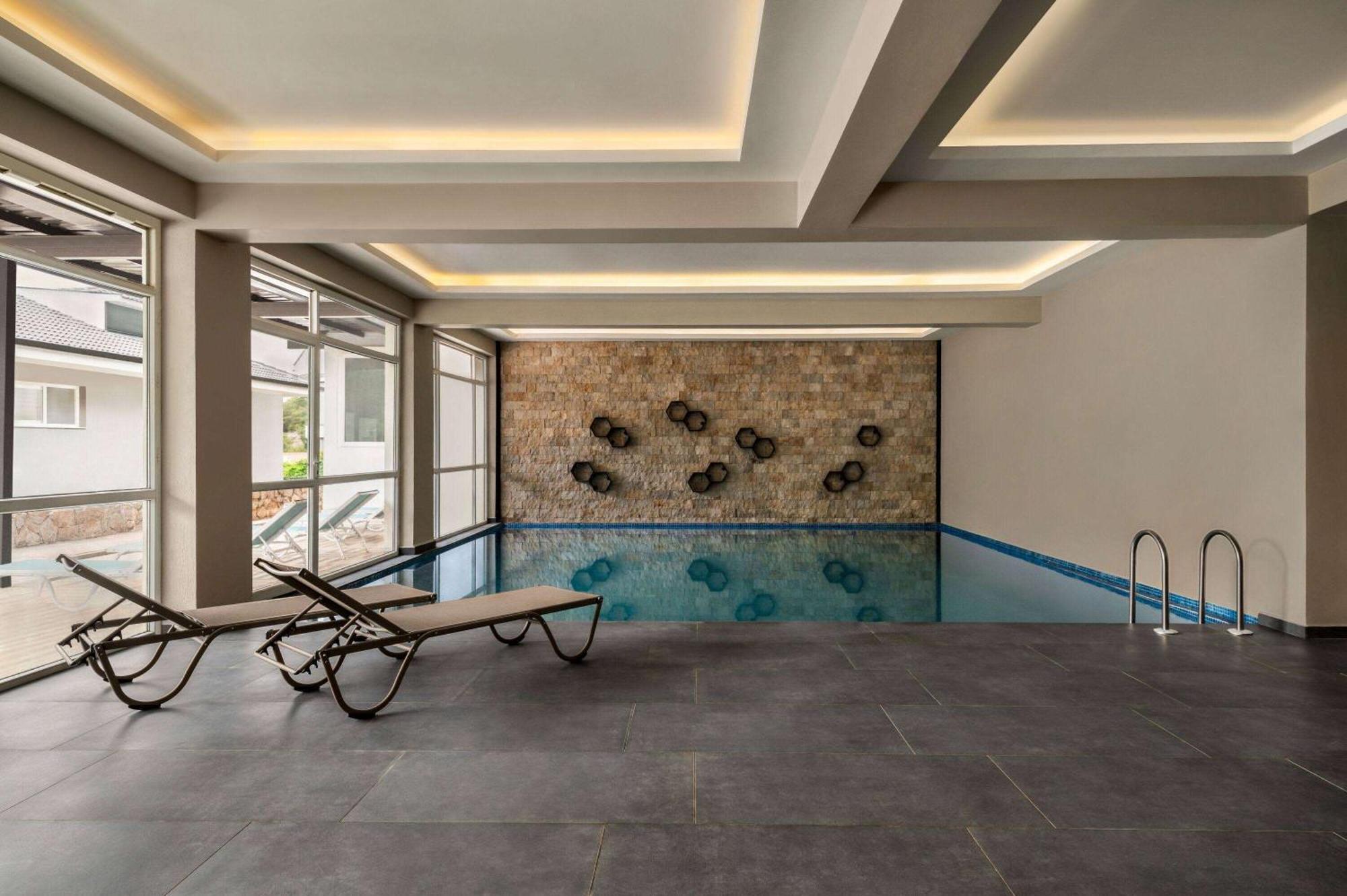 Hotel Ramada By Wyndham Fethiye Oludeniz Adult Only Exterior foto