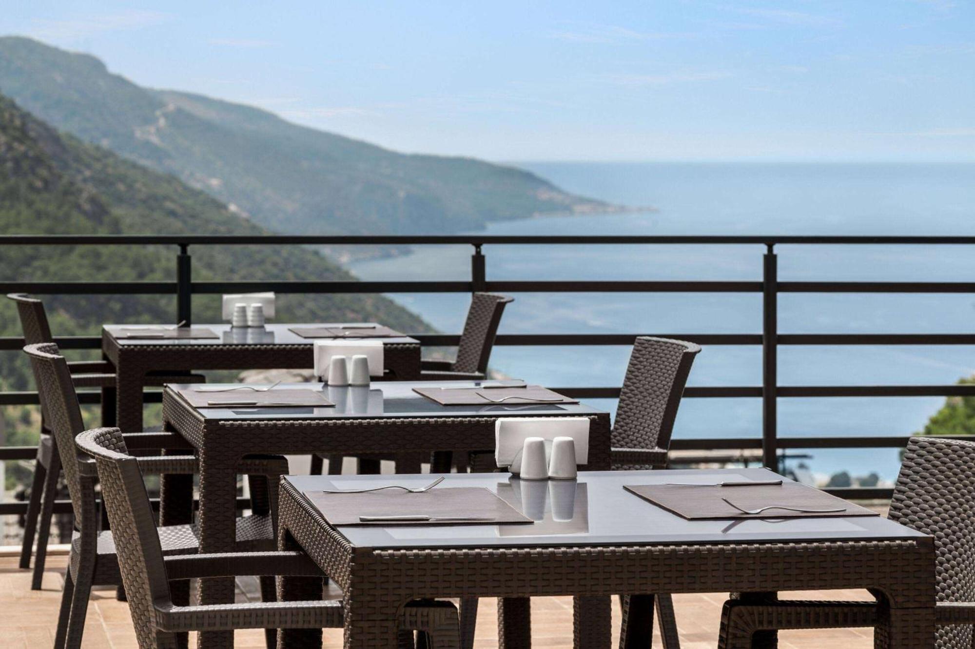 Hotel Ramada By Wyndham Fethiye Oludeniz Adult Only Exterior foto