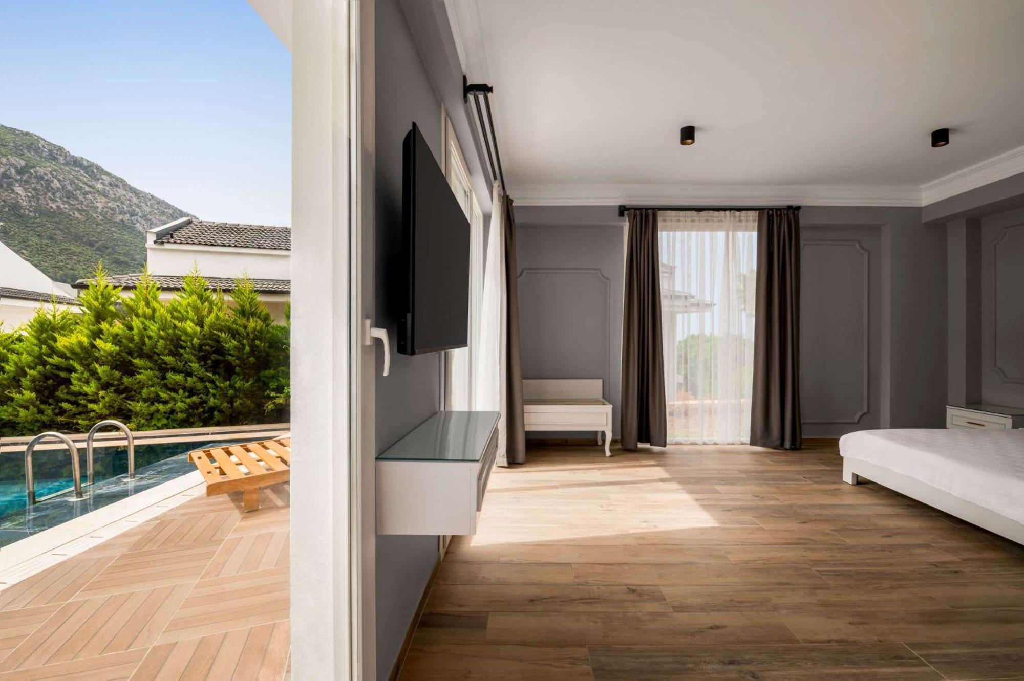 Hotel Ramada By Wyndham Fethiye Oludeniz Adult Only Exterior foto
